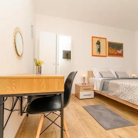 Guest house Forever 3*