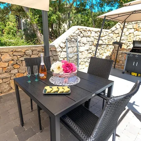 Guest house Forever 3*