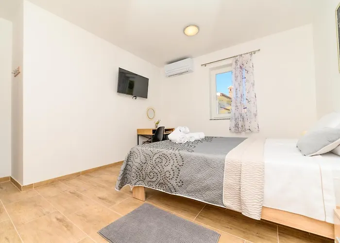 Gasthuis Forever Miholascica