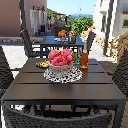 Forever Guest house 3*