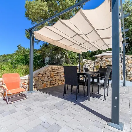 Guest house Forever Miholascica