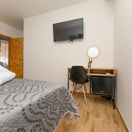 Guest house Forever