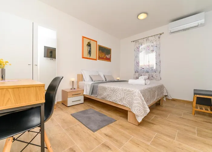 Affittacamere Forever 3*